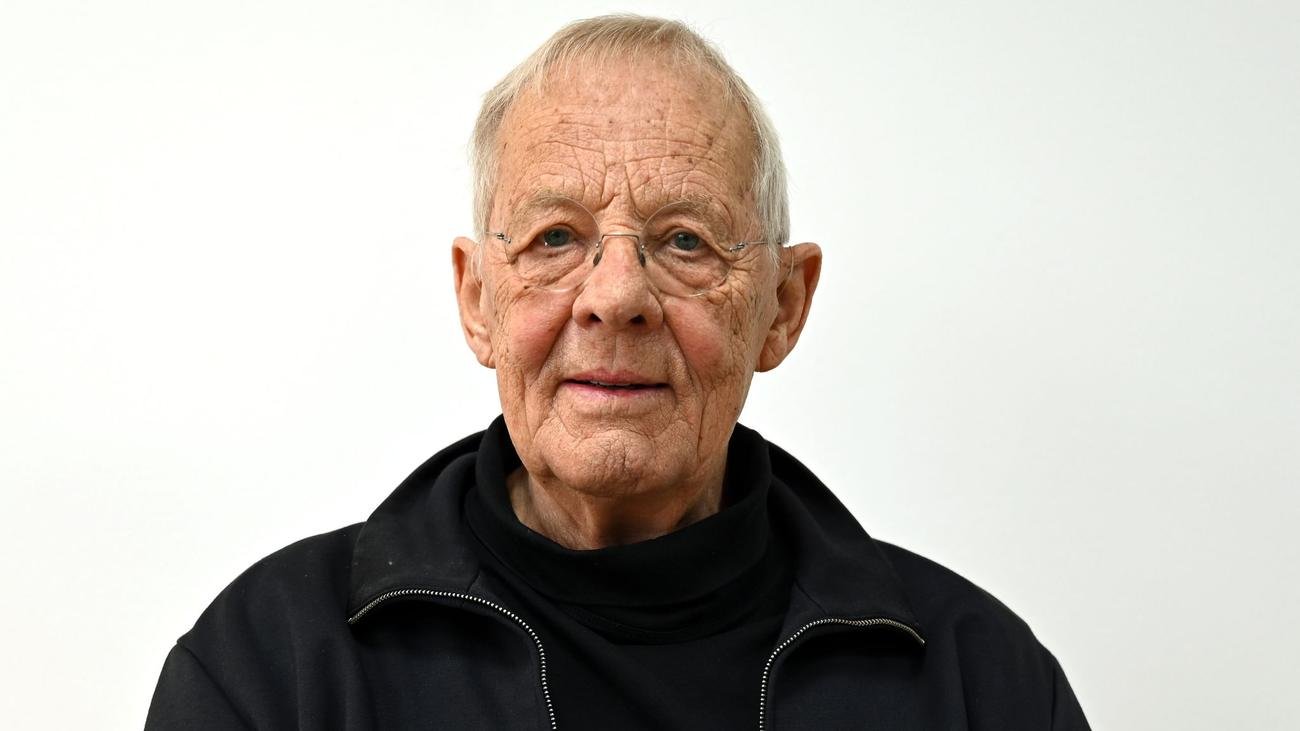 Theater und Film: Schauspieler Rolf Becker wird 90 - und dreht noch immer