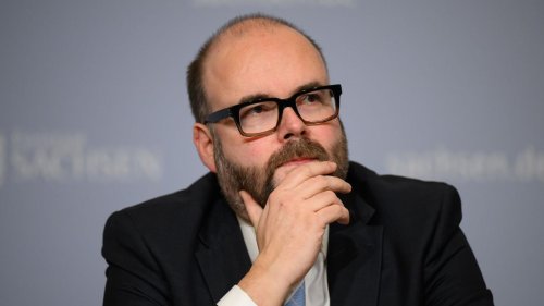 Politik: Finanzminister: Sachsen plant Stellenabbau in der Verwaltung