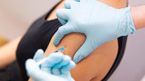 Studien "geben Sicherheit": Corona-Impfung beeinflusst weiblichen Zyklus nur wenig
