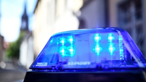 Auch Hubschrauber im Einsatz: Tamm: Opfer lebensgefährlich verletzt - Täter auf Flucht
