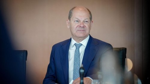Bundesregierung: Bundeskanzler Scholz spricht mit Bürgern in seinem Wahlkreis