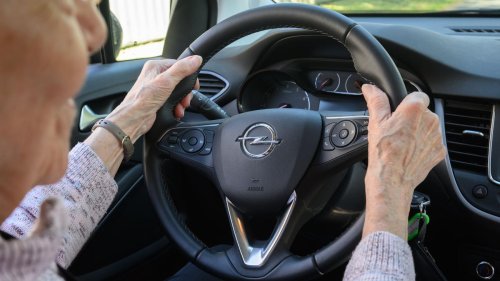 Verkehr: Immer mehr Senioren im Norden sind in Autounfälle verwickelt
