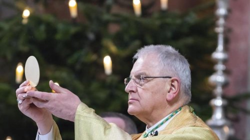 Kirche: Dresdner Bischof: Akzeptanz für queere Menschen entwickeln