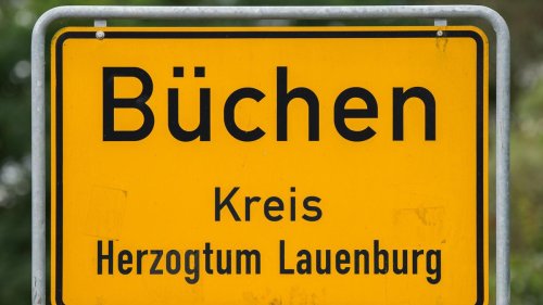 Kurioses: Raucher wird zu spät fertig und springt auf fahrenden Zug