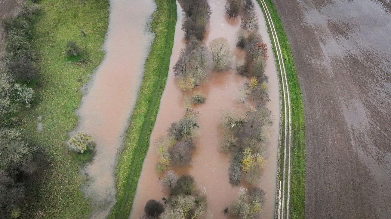 Nach Hochwasser: Geöffneter Deich an der Helme wiederhergestellt