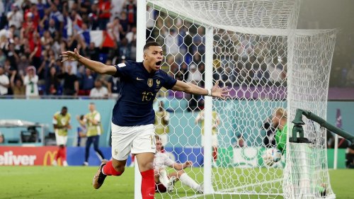 Fußball-WM: Titelverteidiger Frankreich gewinnt knapp gegen Dänemark