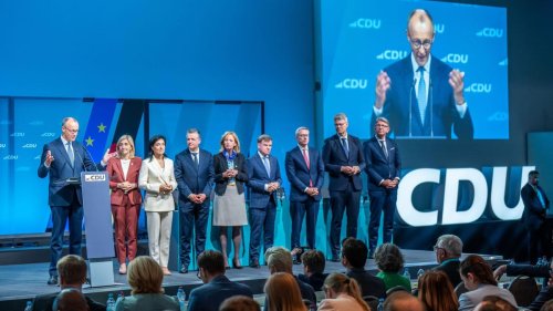 Regierungsbildung: Laumann kontert CDA-Kritik an Ministerriege