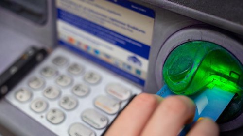 Geld: Nach Sprengungen: Banken ändern Öffnungszeiten für Automaten