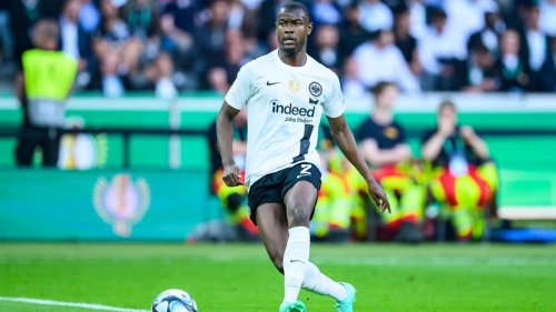 Fußball: Eintracht Frankfurt verkündet Abgang von Ndicka