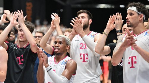 Basketball-Bundesliga: Bonner Basketballer verzücken auch NBA-Star Schröder