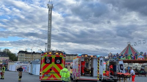 Vieles noch unklar: Fünf Verletzte bei Unfall mit Kettenkarussell in Bayreuth