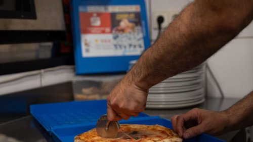 Mehrwegbox für Pizza: Pizza-To-Go in einer Plastikbox? - Tübingen testet