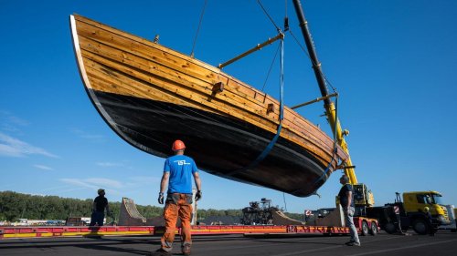Nachbau: Römerschiff aufgeladen: Transport nach Cannes geplant