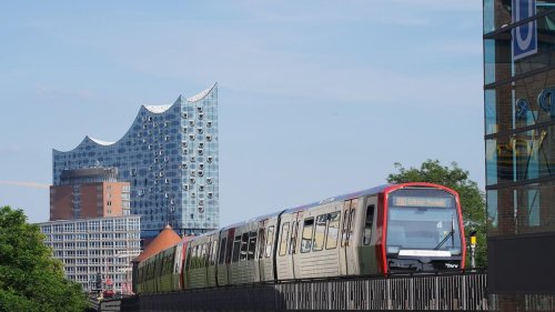 Elbvertiefung: Der tägliche Newsletter aus Hamburg: Fährt die Hochbahn bald werbefrei?