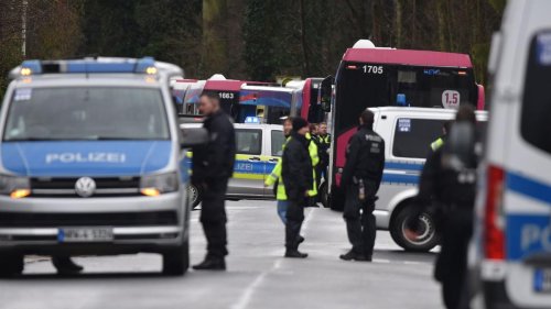 Notfall: Zwei Schulen in Mönchengladbach nach Bombendrohung geräumt