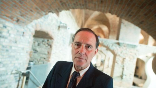 Musik: Jenaer Philharmonie: Nächste Spielzeit mit Stefan Kurt
