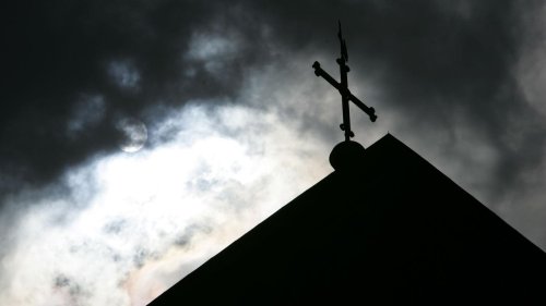 Kirche: Missbrauchsskandal: Katholische Laien rufen Vermittlerin an
