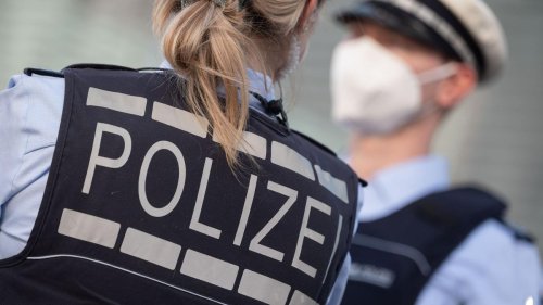 Hamburg: Zeugen melden Massenschlägerei: Polizei findet Verletzte