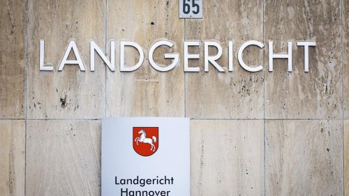 Kriminalität: Mann soll Obdachlosen erstochen haben - Prozess im Mai