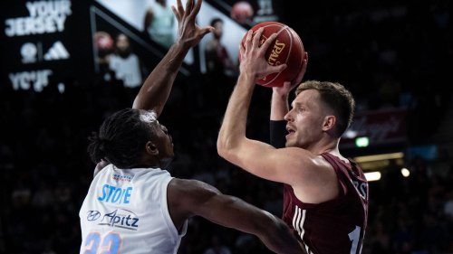 Bundesliga: Mit Obst und Bonga: Bayern-Basketballer gewinnen Auftakt