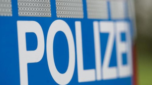 Zweijähriges Kind stürzt aus Fenster und stirbt