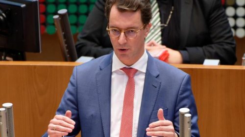 Landtag: NRW-Regierungschef Wüst schließt Lockerungen vorerst aus