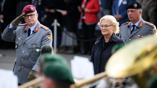 Verteidigung: Territoriales Führungskommando der Bundeswehr nimmt Arbeit auf
