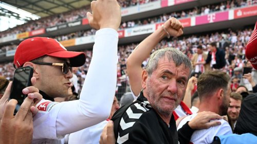 2. Bundesliga: Große Aufstiegsparty in Köln - Relegation mit Elversberg