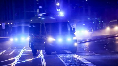 Hamburg-Barmbek: Täter nach Messer-Angriff auf Frau weiter flüchtig