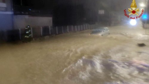 Überflutungen: Süditalien erneut von Unwettern heimgesucht