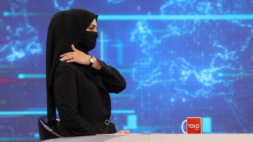 Verschleierungsgebot: Afghanische TV-Journalistinnen geben Widerstand auf