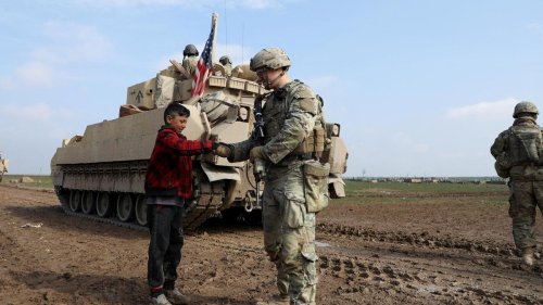 Naher Osten: USA ziehen mehr als die Hälfte ihrer Truppen in Syrien ab