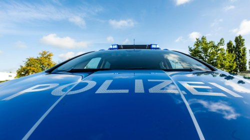 Landkreis Rostock: Polizei stoppt Taxifahrer mit 2,3 Promille Alkohol im Blut