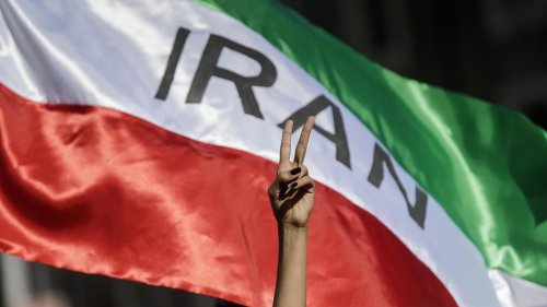 Frauen aus dem Iran: Endlich helfen die Männer