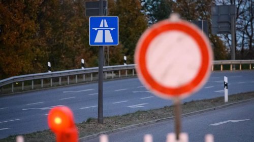 Bauarbeiten: Neue Schutzplanken für A42: Abfahrt Schalke lange gesperrt