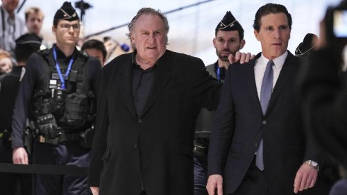 Missbrauchsprozess: Gérard Depardieu muss sich vor Gericht verantworten