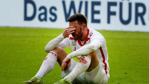 2.Fußball-Bundesliga: Abstieg immer näher: Jahn Regensburg verliert in Düsseldorf