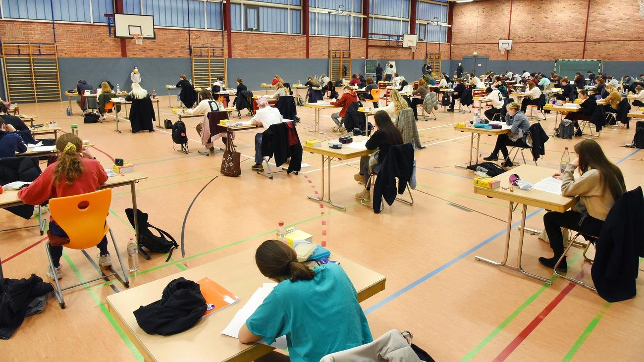 Bildung: Schülerkonferenz beklagt zu schwierige Matheabiturprüfungen