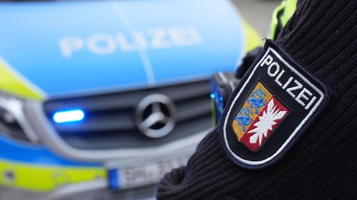 Verkehrsunfall: Radfahrerin stirbt nach Zusammenstoß in Kiel