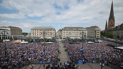 2. Fußball-Bundesliga: Aufstiegsparty: HSV verwandelt Innenstadt in Partymeile