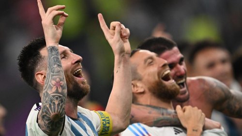 Viertelfinal-Einzug: Messis WM-Show: "Ganz Argentinien wäre am liebsten hier"