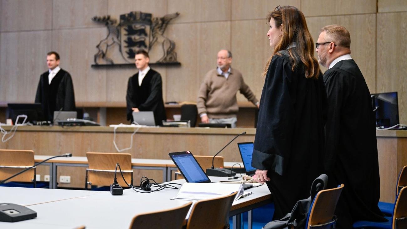 Mordprozess: "Dann erledigen und anzünden" - lebenslange Haft für Ehepaar