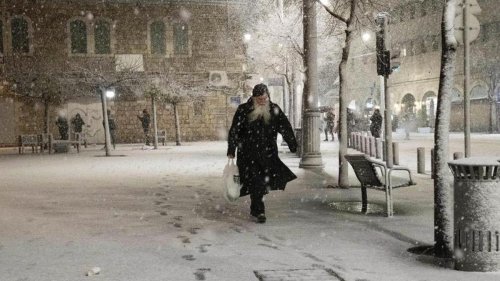 Wetter: Wintersturm Elpis sorgt für seltenen Schneefall in Jerusalem