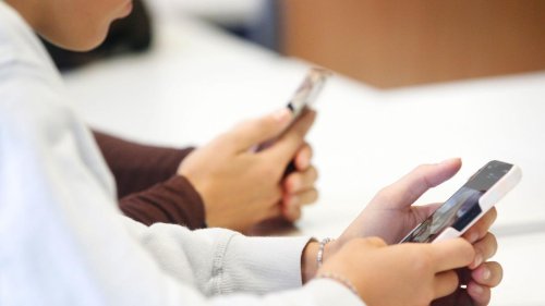 Handyverbot: Handyverbot an Grundschulen im Saarland kommt
