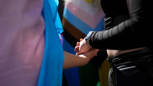 Neue Leitlinie: Wie trans-Jugendliche richtig behandelt werden sollten