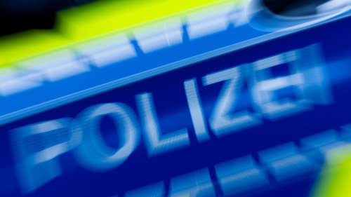 Kriminalität: Erstochener 44-Jähriger - Polizei sucht zwei Verdächtige