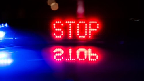 Wiesbaden: Hochzeitskorso von Polizei gestoppt