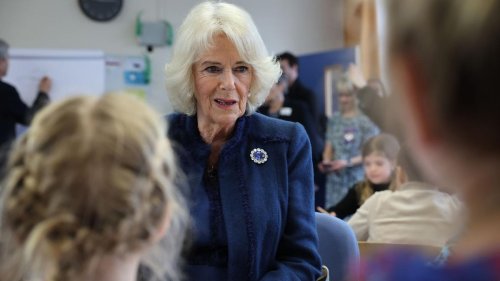Deutschlandbesuch: Camilla besucht Grundschule und liest "Der Grüffelo"