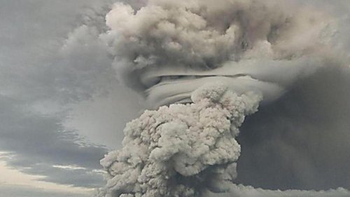 Naturkatastrophe: Tonga: Vulkanausbruch viel stärker als Hiroshima-Atombombe
