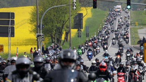 Motorrad & Kirche: 26. Auflage des Doberaner Biker-Gottesdienstes